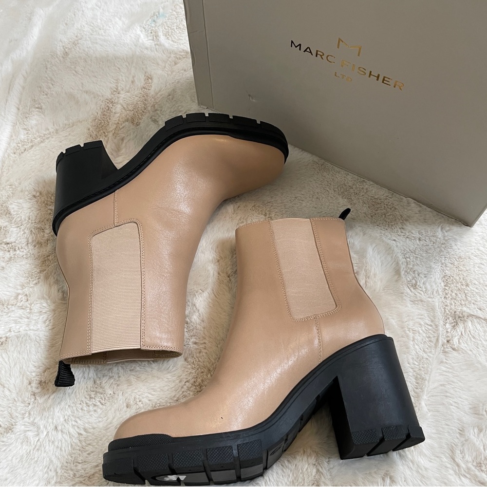 Marc Fisher Beige Leather Chunky Heel Chelsea Booties with Black Lug Sole
